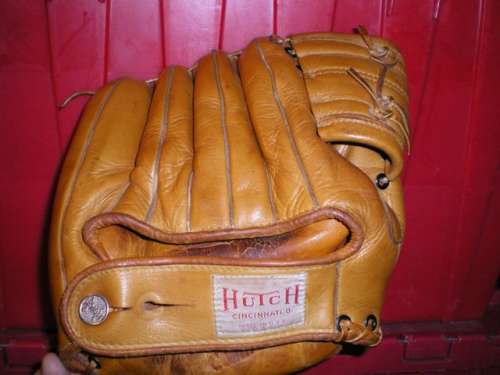 Warren Spahn Hutch Back